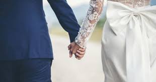 Artikel lain yang patut dibaca: Arti Mimpi Suami Menikah Lagi Yang Menyesakkan Popmama Com