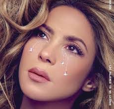 Elena Dillon's Instagram, Twitter & Facebook