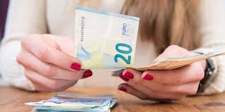Auch hier gibt es onlinbe banken die für firmenfestgeld bereit sind mehr zu bezahlen, als die meisten filialbanken. Zinsvergleiche Banken Finanzen Focus Online