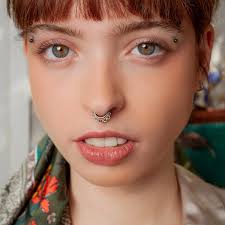 Statement Septum