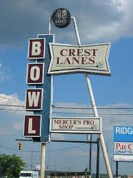Crest Lanes Bowling Alley Warren Ohio By Oldohioschools Via Flickr Warren Ohio Ohio History Retail Signs