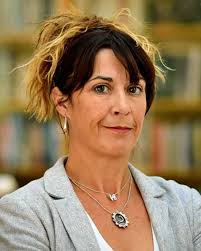 Elizabeth S. Manley, “Imagining the Tropics: Women and Tourism in the  Caribbean”