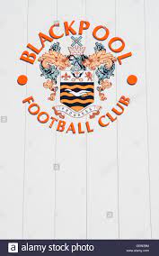 We have a great selection of black wallpapers and black background images for mac os computers, macbooks and windows computers. Blackpool Fc Stockfotos Und Bilder Kaufen Alamy