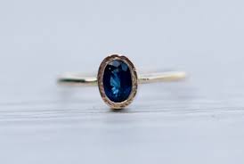 Pin By Kate Robinson On Wear Sapphire Engagement Ring Blue Gold Sapphire Ring Simple Engagement Rings