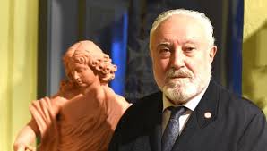 El objetivo no es otro que servir y dar ejemplo”