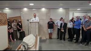 Jun 10, 2021 · תקציבה של גלצ עומד היום על 50 מיליון שקל בשנה, שמכוסים ברובם מחסויות ופרסומות. 81lb0aiblfaccm