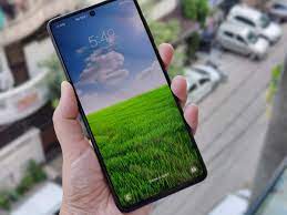Samsung Galaxy M52 5G review: Smart ...