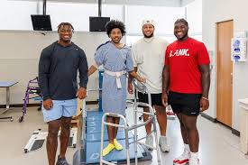 Children's of Alabama was filled with smiles and inspiration as Alabama  Football players came and visited our inpatients! Their spirit and kindness  made a lasting impact ❤️🤍 Roll Tide!