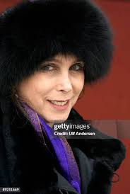 18 Katherine Mosby Stock Photos, High-Res Pictures, and Images