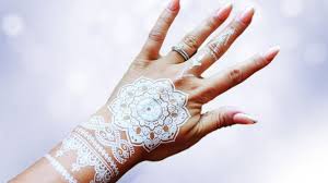  White Henna In A Flash Removable Snaptats Snaptattoos Henna Whitehenna Diy White Henna Henna Henna Designs Hand