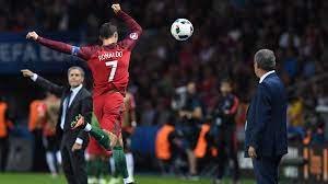 Toda a gente gosta de dar palpites sobre o cristiano ronaldo, porque é o melhor do mundo. Fernando Santos Annoying I Do Not Want To Speak Of Cristiano