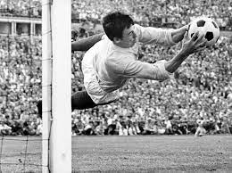 Gordon banks on wn network delivers the latest videos and editable pages for news & events, including entertainment, music, sports, science and more, sign up and share your playlists. Zum Tode Von Gordon Banks Der Mann Der Pele Nervte Sport Tagesspiegel