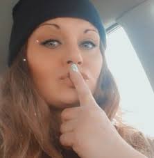 🔥 Meet Bailey Hensley — Turning Time into Shine! 🔥