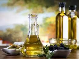 This oil is great, but cannot be used more then 1 time a month as it will cause drying. What Are The Benefits To Using Vegetable Oil On Your Hair Quora