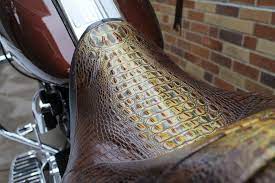 Harley Road King Horn Back Seat Harley Davidson Seats Bobber Motorcycle Motorcycle Seats