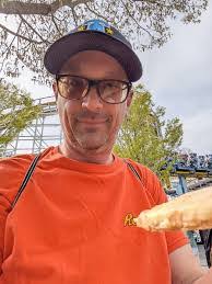 Renae Griffith's Instagram, Twitter & Facebook