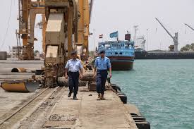 Safer was built in 1976 by the hitachi zosen corporation in japan as the oil tanker esso japan. Oil Tanker Near Yemen Coast Could Soon Explode Experts Warn