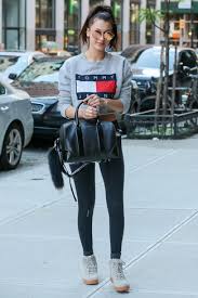 Style led clothing for daily life and everyday adventures. Grey Sweatshirt With Black Leggings Outfits 7 Ideas Outfits Lookastic