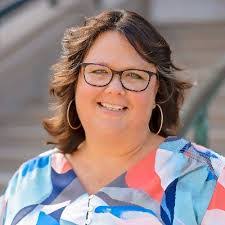 Susan Devoe's Instagram, Twitter & Facebook