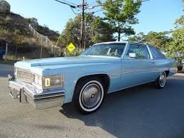 Drie broers die compleet van elkaar verschillen ontmoeten elkaar weer na vijf jaar. Movie Cars Cadillac Coupe De Ville Popular Tv Film Movies Car For Sale Video Youtube