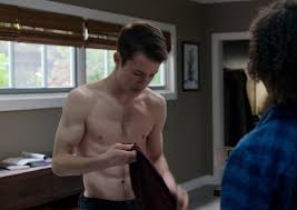 I am *PRETTY* sure this is why they gave Dylan Minnette (aka Wes) a shower  scene, but not some other blond girl with big boobs : rScream