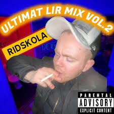 Listen to ULTIMAT LIR MIX VOL.2! by Erik Backlund in aa men aa playlist  online for free