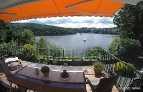 Das gemütliche hotel haus am see liegt direkt am kleinen obersee der rurtalsperre am nationalpark eifel. Haus Zum Verkauf 52152 Simmerath Mapio Net