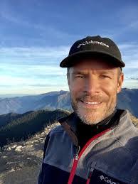 Eric Dickmann's Instagram, Twitter & Facebook