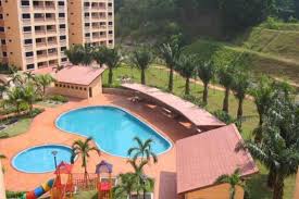 Grocery, laundrette available next to the condo office near the entrance. Putra Villa For Sale In Gombak Propsocial