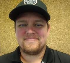 P. VanDeventer takes city lead; Lewis, Hundley tied atop senior division