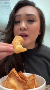 Some sweet chili sauce would have been 😮‍💨🤌🏻 @Sam’s Club #samsclub  #crab #rangoons #crabrabgoon #snack #eating #mukbang #foryou #asmr #fyp