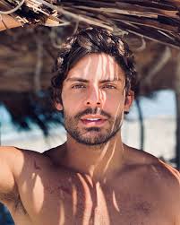 Pedro Pucci's Instagram, Twitter & Facebook