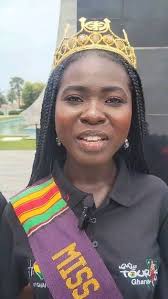 My favourite experience from the 2024 Guinness Accravaganza @accravaganza  .... I mean apart from the performances though 😉🤭🥰❤️ . .  #guinnessaccravaganza #oldskulmeetsnewskul #art #fy #explore #guinness  #accravaganza #sipandpaint #painting #fun ...