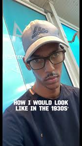 Je vois beaucoup se challange ds mes pour toi je me suis dit je me lance  ….😂😂 pas mal !!! Mais dans le pays chaud la m habillé comme ca je dis  awa😂 aller bonsoir à vous et bonne soiree ❤️🤍#pourtoi ...