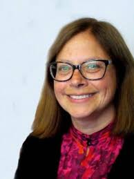 Eleanor Slater Hospital's top doctor stepping down