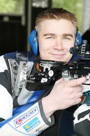 Juha Hirvi ja Henri Häkkinen ottivat paikan pienoiskiväärin makuuasennon  maailmancupiin Pekingissä