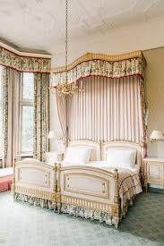 Elegante Hochzeit Schlosshotel Kronberg Bei Frankfurt In 2020 Hochzeitsfotografie Heiraten Im Schloss Schlosshotel Kronberg