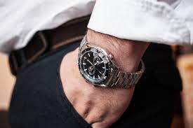 Best Watches Under 500 2021 Affordable Automatic And Swiss Watches - Rolling Stone