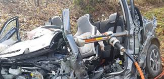 Un accident de la route (ou accident sur la voie publique : Le Mage Grave Accident De La Circulation Dans Le Perche
