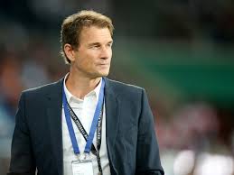 Das paar hat zwei kinderfoto. Rassistischer Kommentar Whatsapp Wirbel Um Jens Lehmann