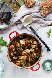 Buy whatever seafood is fresh and inexpensive cioppino. Simple Cioppino Simple Bites