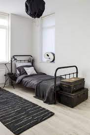 35 Magnificent Industrial Bedroom Design Ideas For Unique Bedroom Style Bedro Industrial Bedroom Design Industrial Bedroom Furniture Luxury Bedroom Furniture