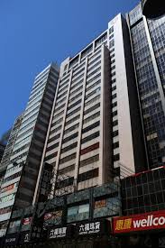 信和工商中心, 成交紀錄搜尋, 共有629個 信和工商中心, 成交紀錄。提供網上搵樓、各區住宅、工商舖、車位叫價及物業成交紀錄搜尋，為買家設有按揭計算機。 ä¿¡å'Œä¸­å¿ƒä¸‰é€£æˆ¶2680è¬å…ƒæˆäº¤å'Žåƒ¹ä¸è¶³è¬å…ƒç­çµ•å…¨å»ˆ ç¾Žè¯å·¥å•†èˆ–