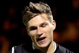 Ex-St Mirren and Hearts ace Gavin Reilly set for loan move to Cheltenham