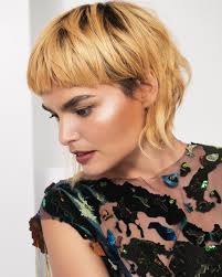 FORM ▪️🔻🔸 Form, colour and texture are the fundamental elements of  design. Understanding these elements is essential when learning the craft  of hair design. 'Nothing is more beautiful than a line that