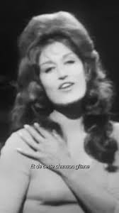 Sitôt que la fête est finie Au rythme de la nuit Dans chaque bruit chaque  pas, Je redeviens Moi 💃🪩 🎧 "Femme est la nuit", 1976 :  https://Dalida.lnk.to/FemmeEstLaNuitFP