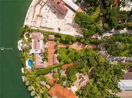 The notorious developer thomas kramer's wagnerian house is just as creepy as he is. 46 Star Island Dr Home For Sale In Miami Beach Mls A10597515