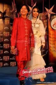 Mari!mari!mari!mulakan pendapatan daripada bisnes topup,mudah ,cepat & senang. Gambar Aziz M Osman Pelakon Baru Di Anugerah Skrin 2009 Sensasi Selebriti
