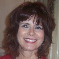 Amy Mink's Instagram, Twitter & Facebook