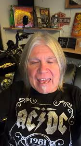 ICU be afraid, be very afraid , now to find a beta machine, I'll cut out  naked Jeff, 😂 just kidding.,.............I'm leaving it in 😂